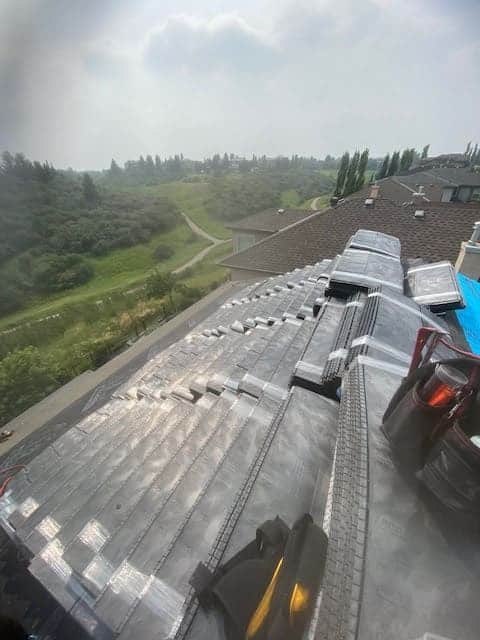 Home in Calgary with roof condensation freezing